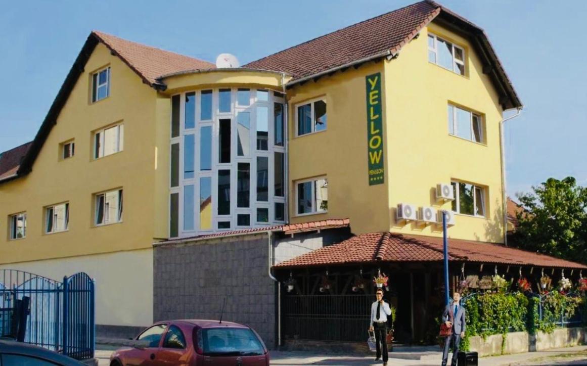 Pension Yellow Timişoara Exterior foto